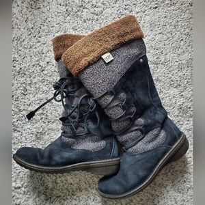 UGG Australia Torrey Size 8 BOHO Winter Boots, mid calf with fur accent